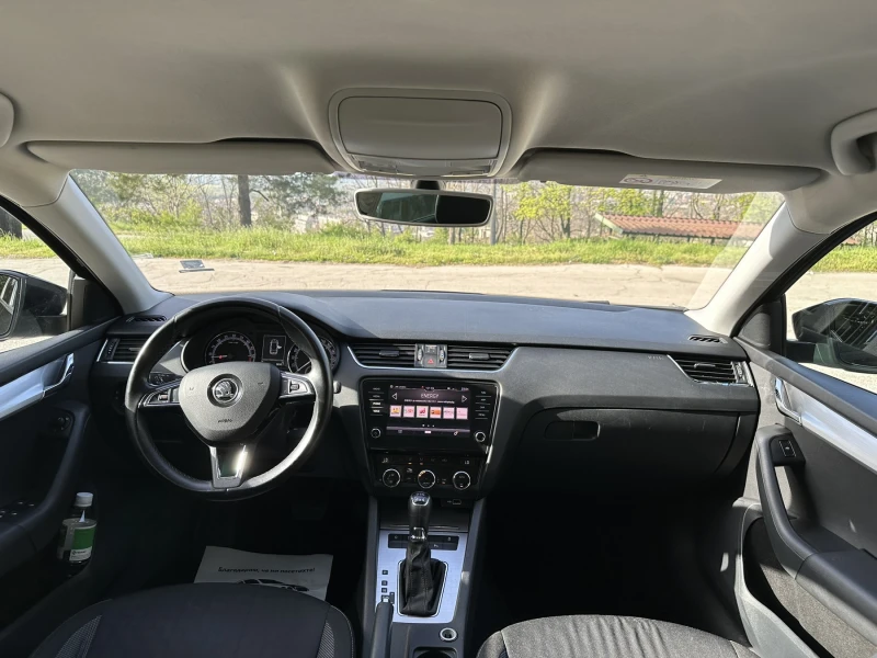 Skoda Octavia DSG 4x4, снимка 11 - Автомобили и джипове - 49963959