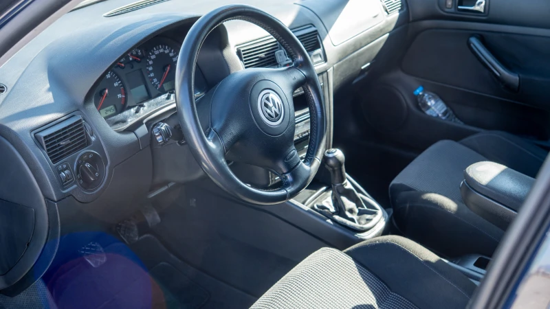 VW Golf, снимка 9 - Автомобили и джипове - 50648982