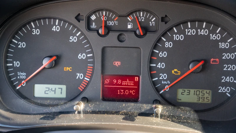 VW Golf, снимка 14 - Автомобили и джипове - 50648982