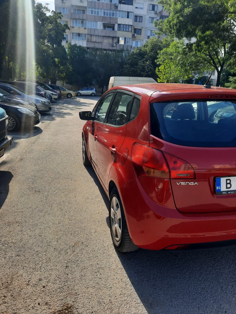 Kia Venga 1.4 LPG, снимка 3 - Автомобили и джипове - 52505529