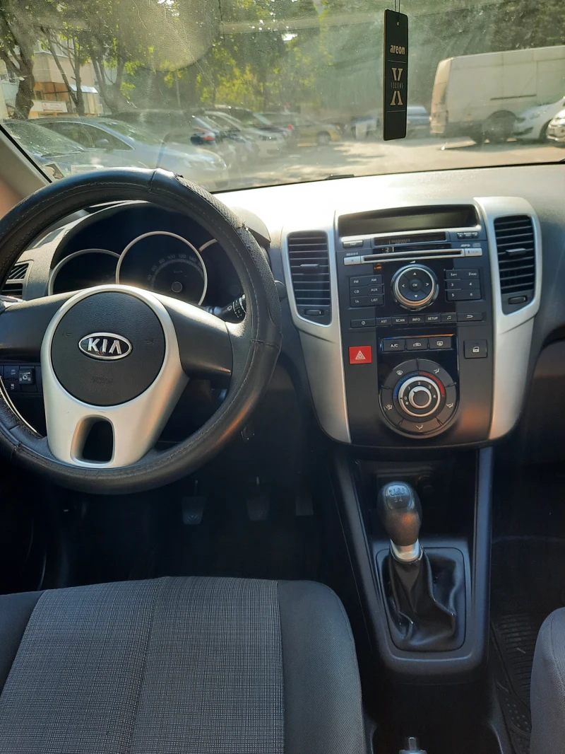 Kia Venga 1.4 LPG, снимка 5 - Автомобили и джипове - 52505529