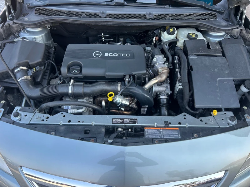 Opel Astra 1.7 CDTI EURO 5, снимка 16 - Автомобили и джипове - 50963762