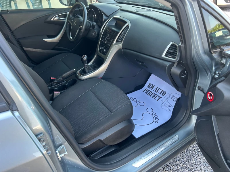 Opel Astra 1.7 CDTI EURO 5, снимка 14 - Автомобили и джипове - 50963762