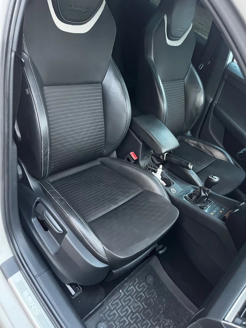Skoda Octavia 2.0 VRS, снимка 10 - Автомобили и джипове - 51915614
