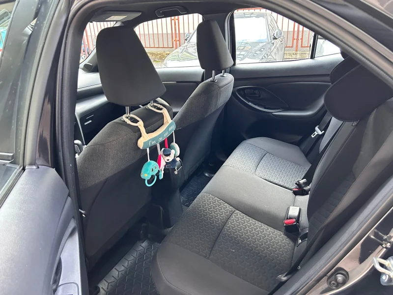 Toyota Yaris Cross (Chic) 1.5 (116 Hp) Hybrid E-Four ECVT, снимка 9 - Автомобили и джипове - 52681367