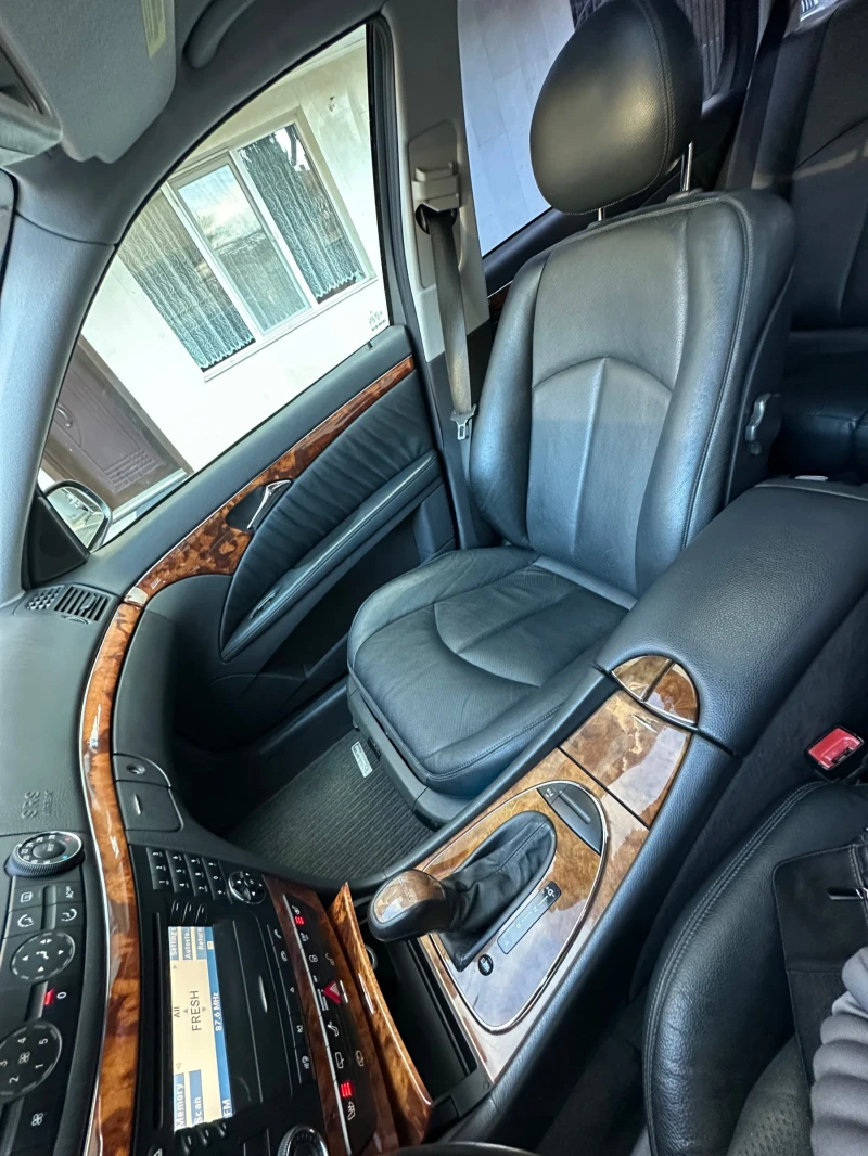 Mercedes-Benz E 270 270CDI, снимка 7 - Автомобили и джипове - 53112935