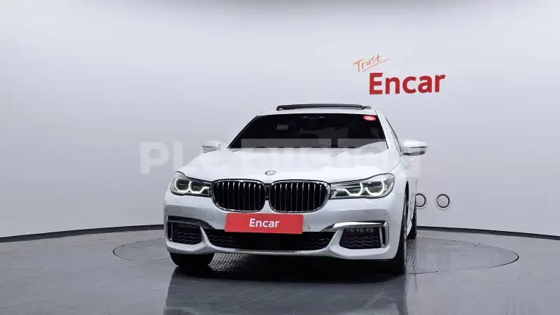 BMW 740 ОБДУХВАНЕ| HEAD-UP| TV| ВКЛ. ТЕХНОТЕСТ, снимка 4 - Автомобили и джипове - 54401013