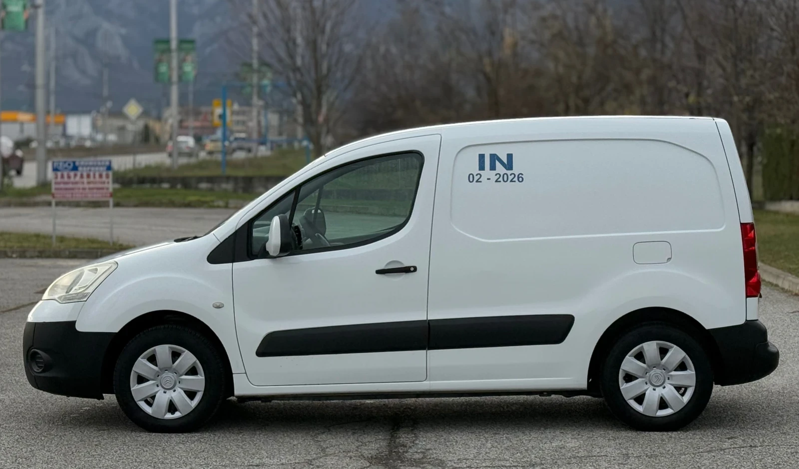 Citroen Berlingo 1.6HDi 90к.с * Хладилен* * Климатик*  - изображение 6