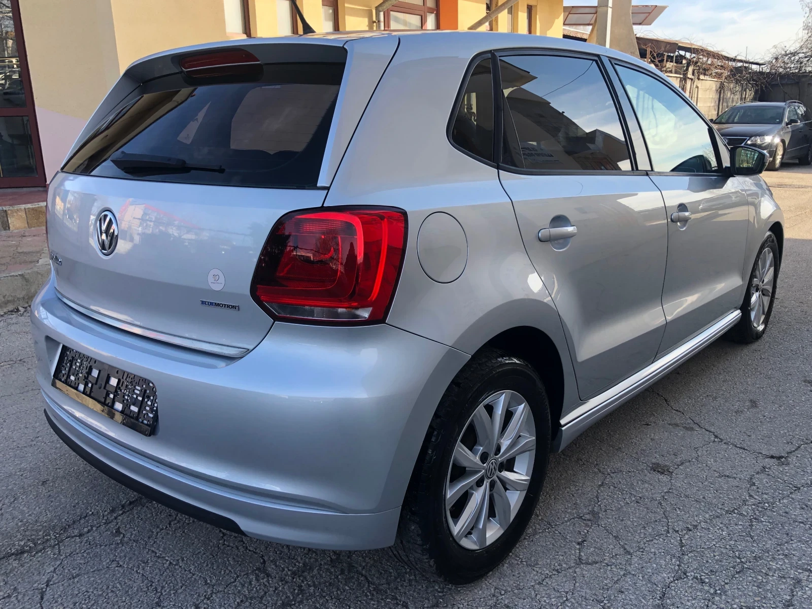 VW Polo 1.2TDI NAVI EURO 5 - изображение 5