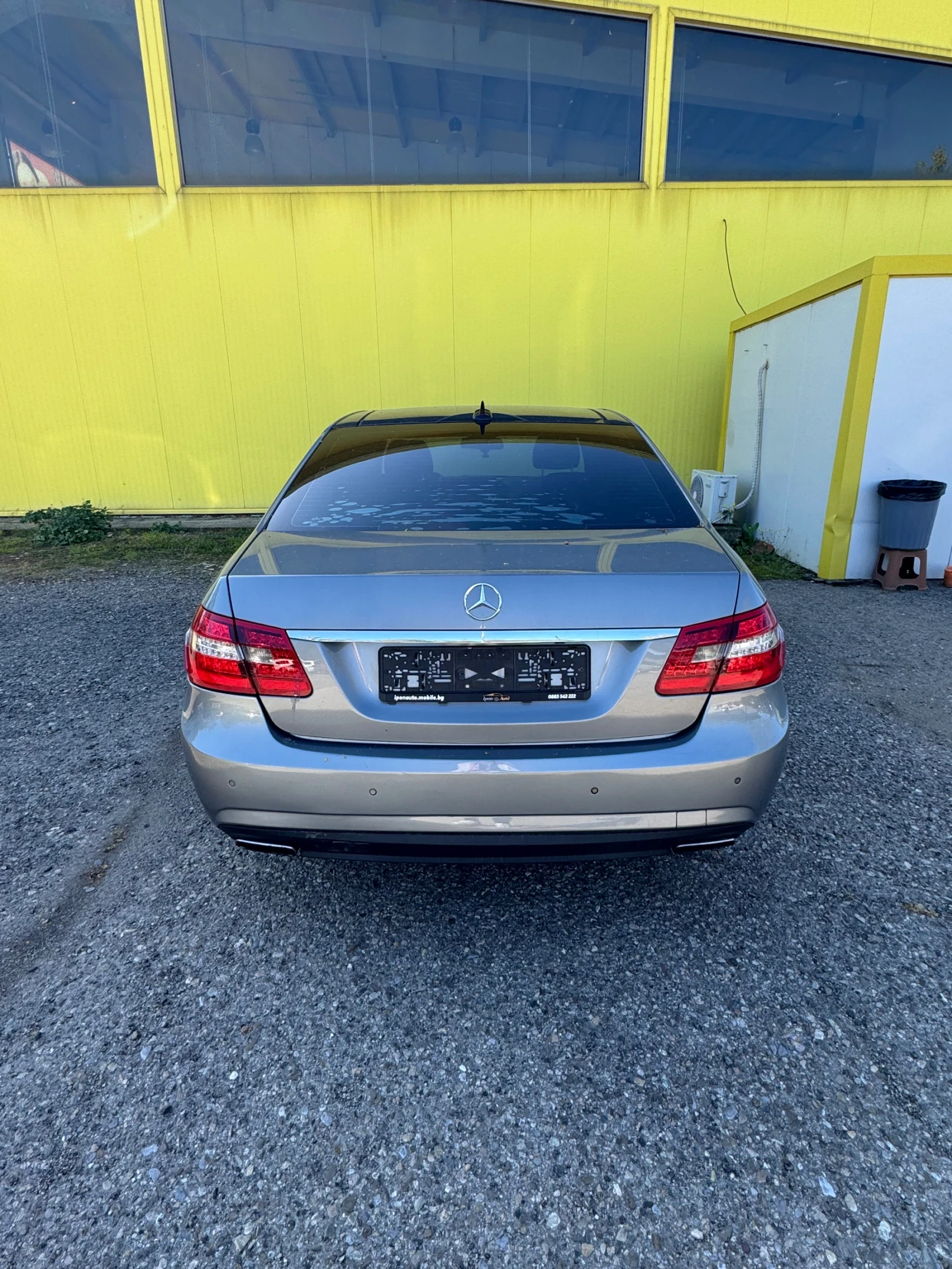 Mercedes-Benz E 350  - изображение 5