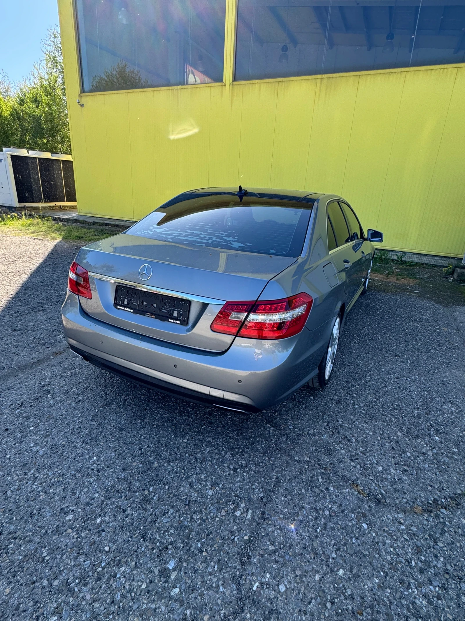 Mercedes-Benz E 350  - изображение 4