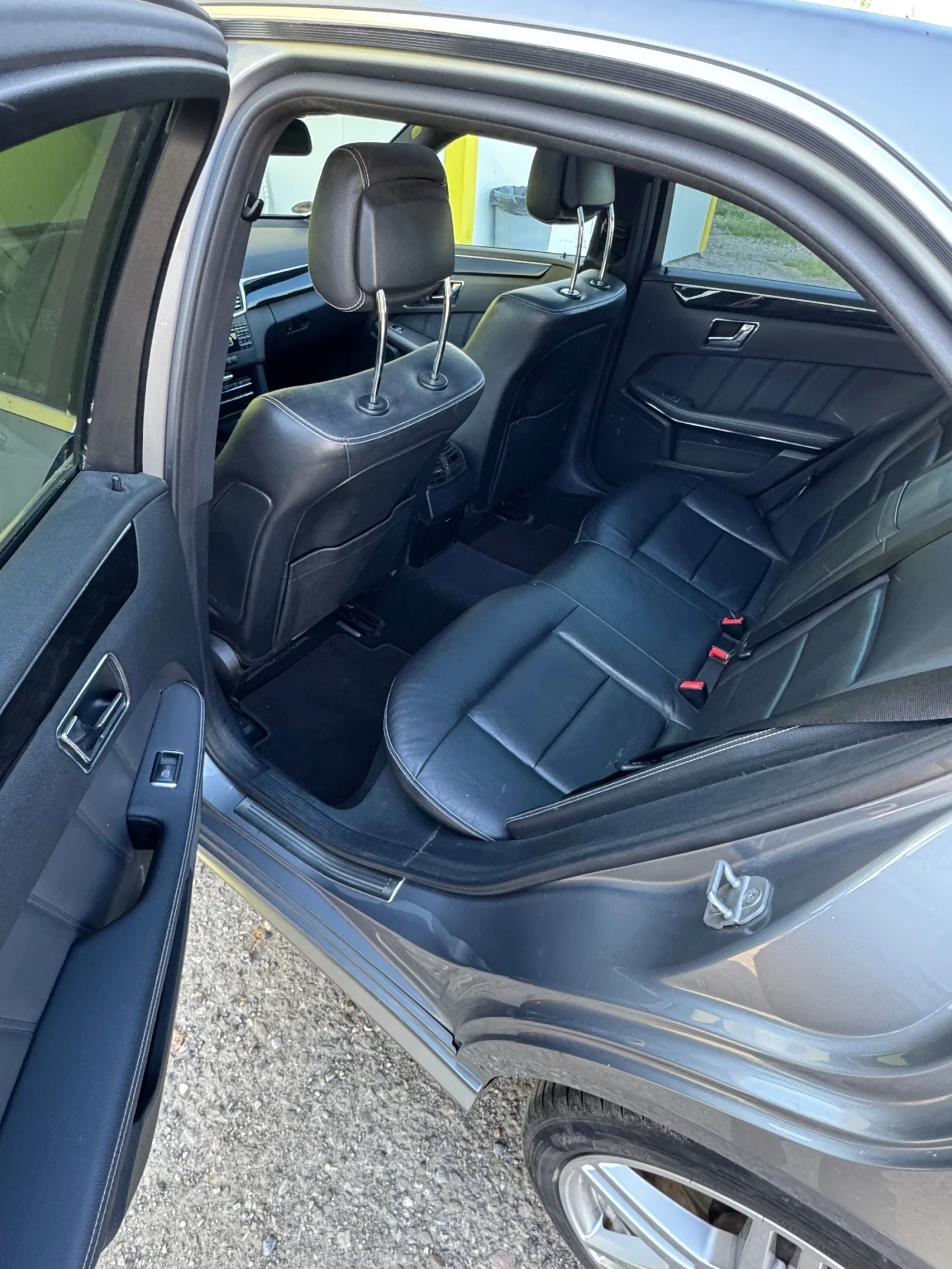 Mercedes-Benz E 350  - изображение 10