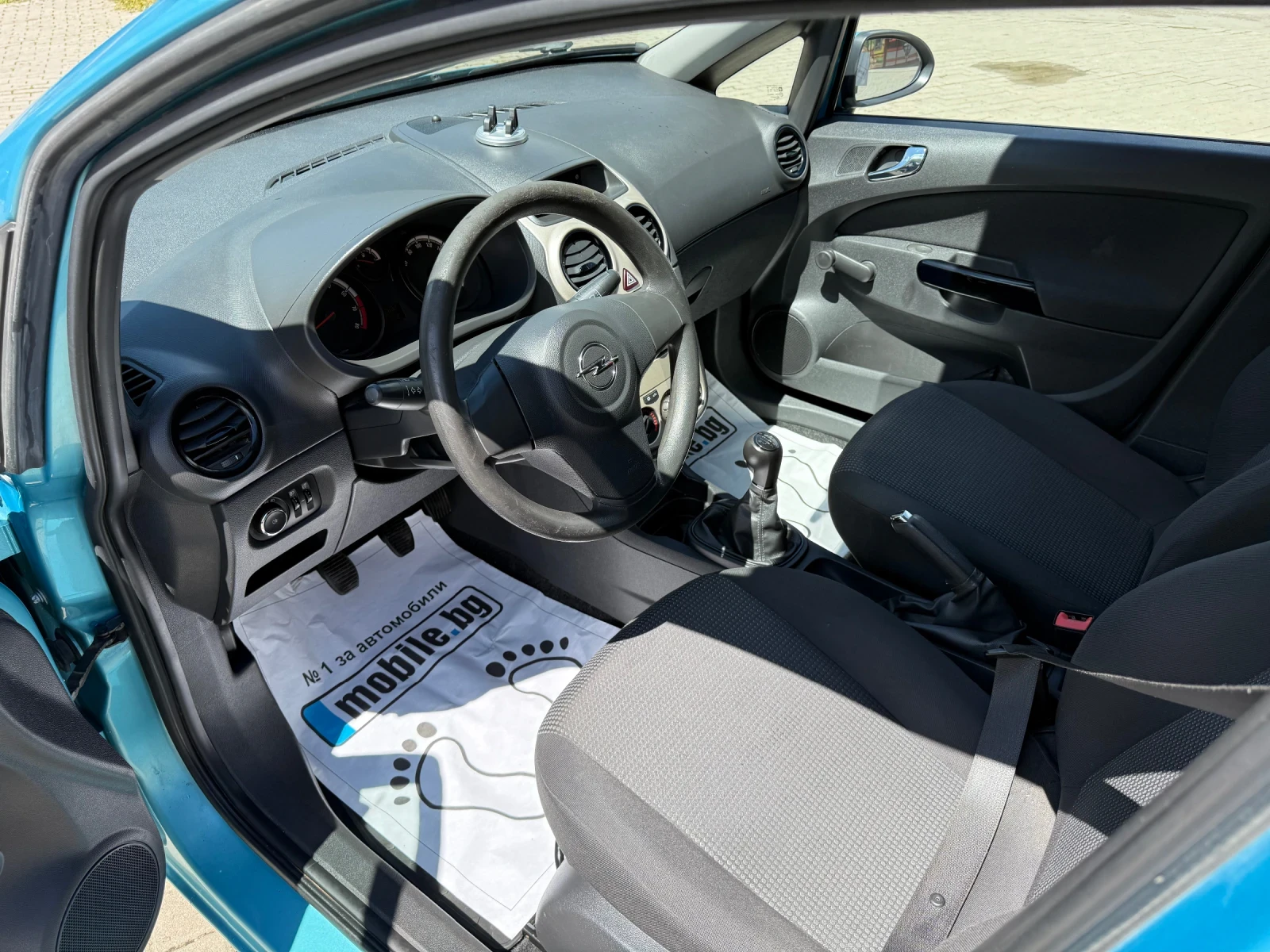 Opel Corsa 1.2i УНИКАТ - изображение 10