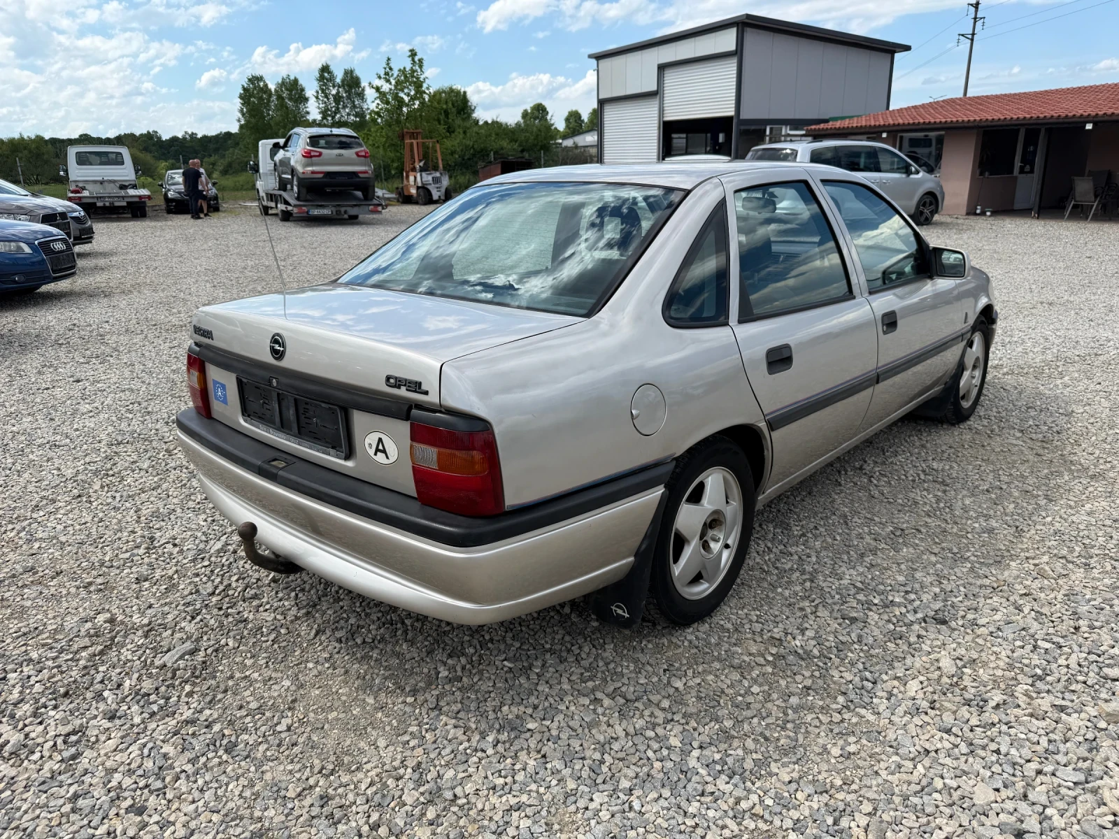 Opel Vectra 1.6i-75PS - изображение 5