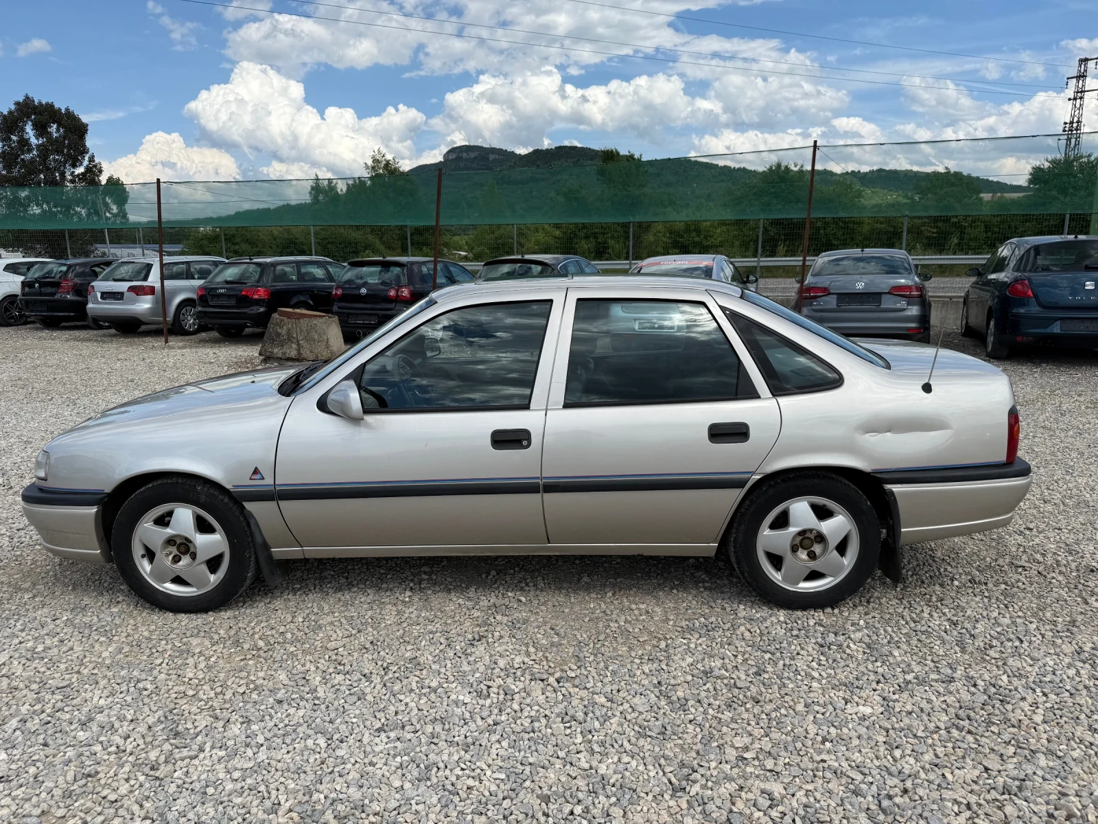 Opel Vectra 1.6i-75PS - изображение 8