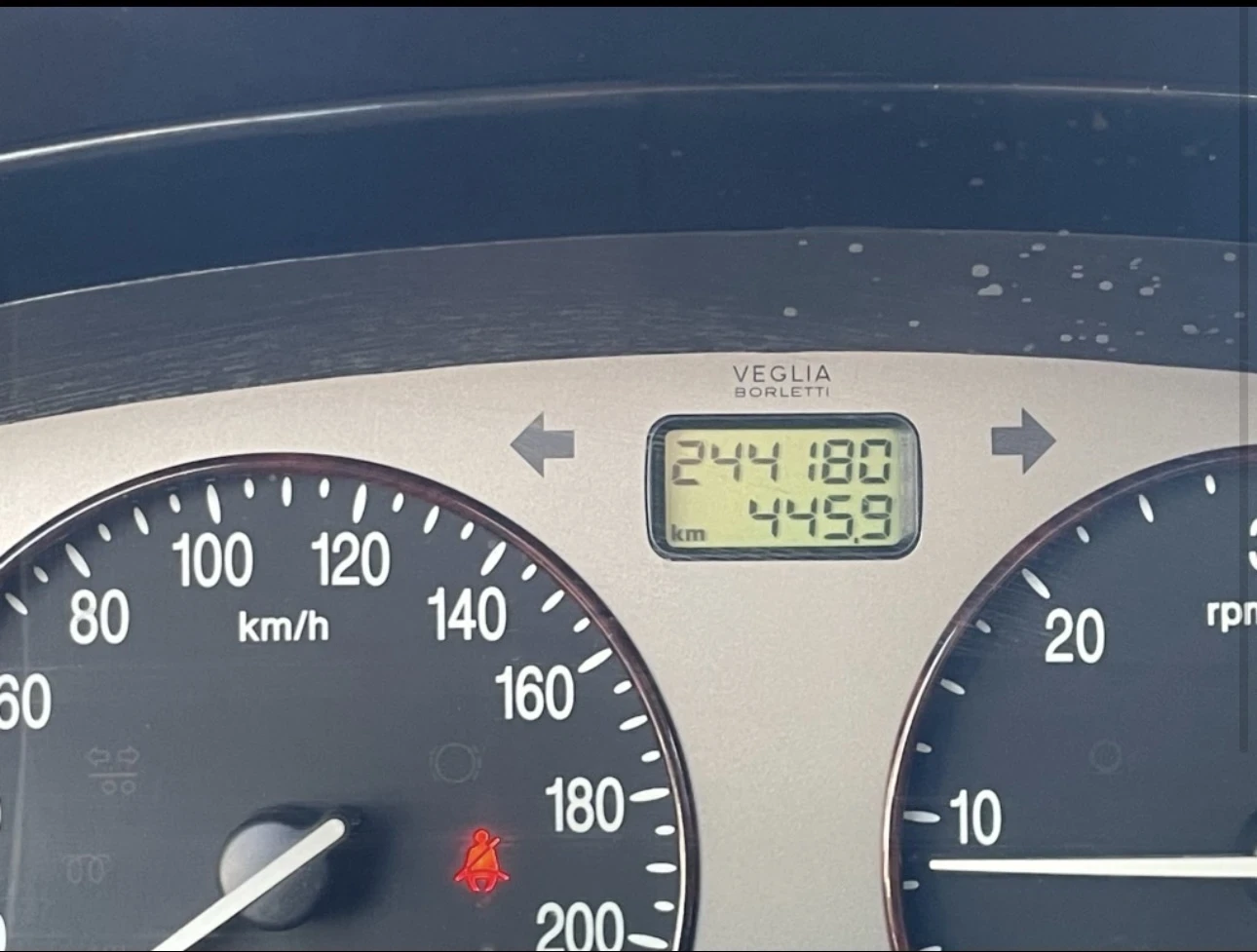 Lancia Lybra 1.9JTD 105к.с - изображение 7
