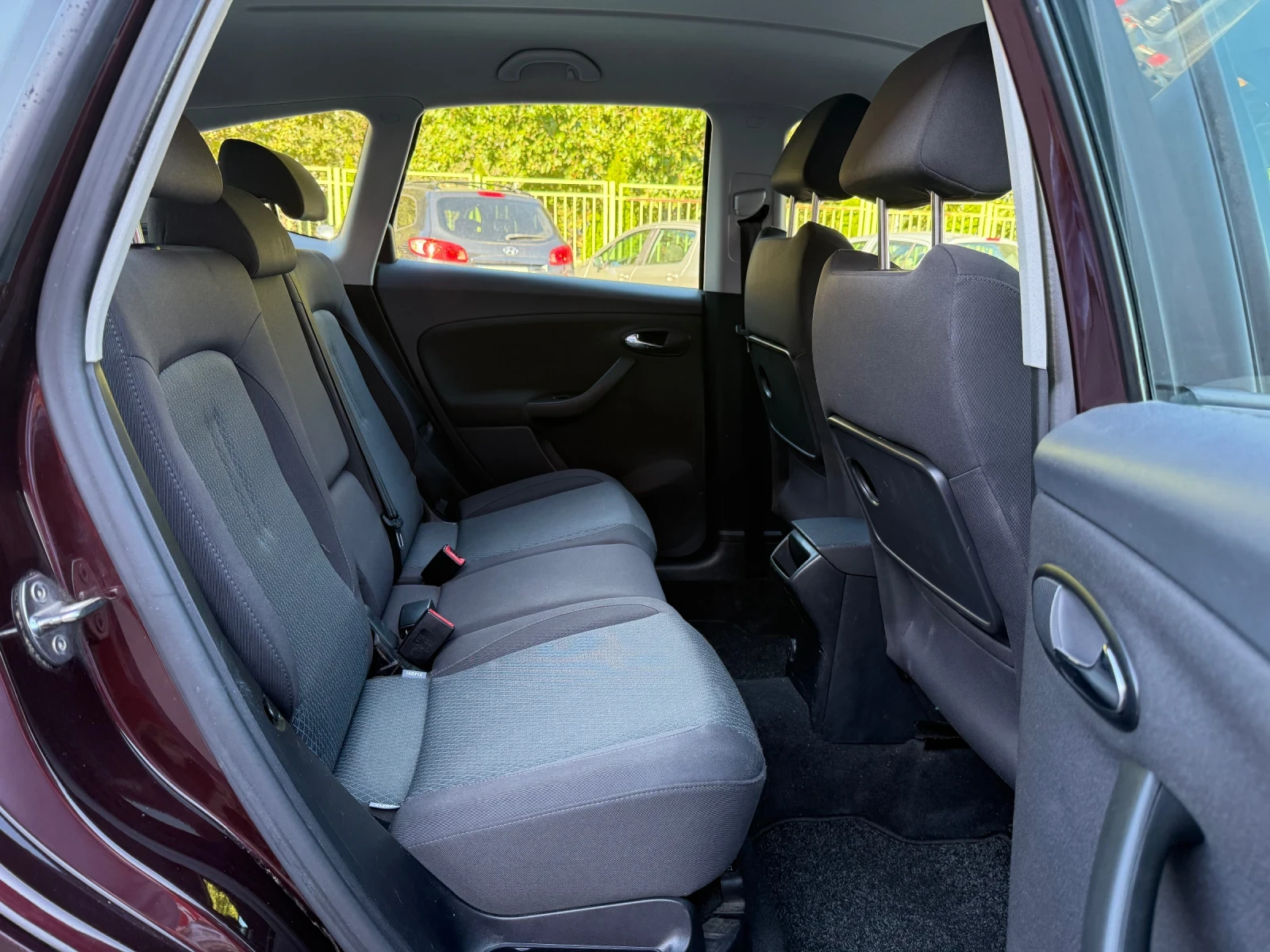 Seat Altea XL* /* * 1.6  | Mobile.bg   11