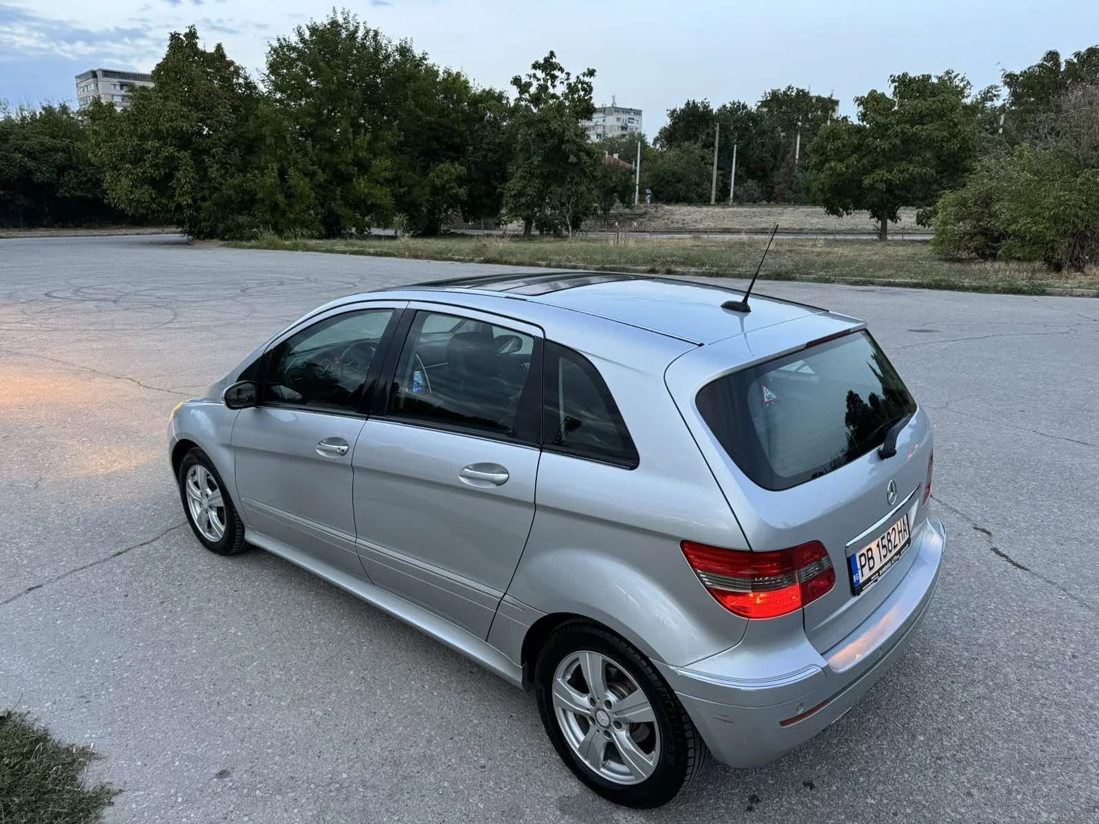 Mercedes-Benz B 200  - изображение 7