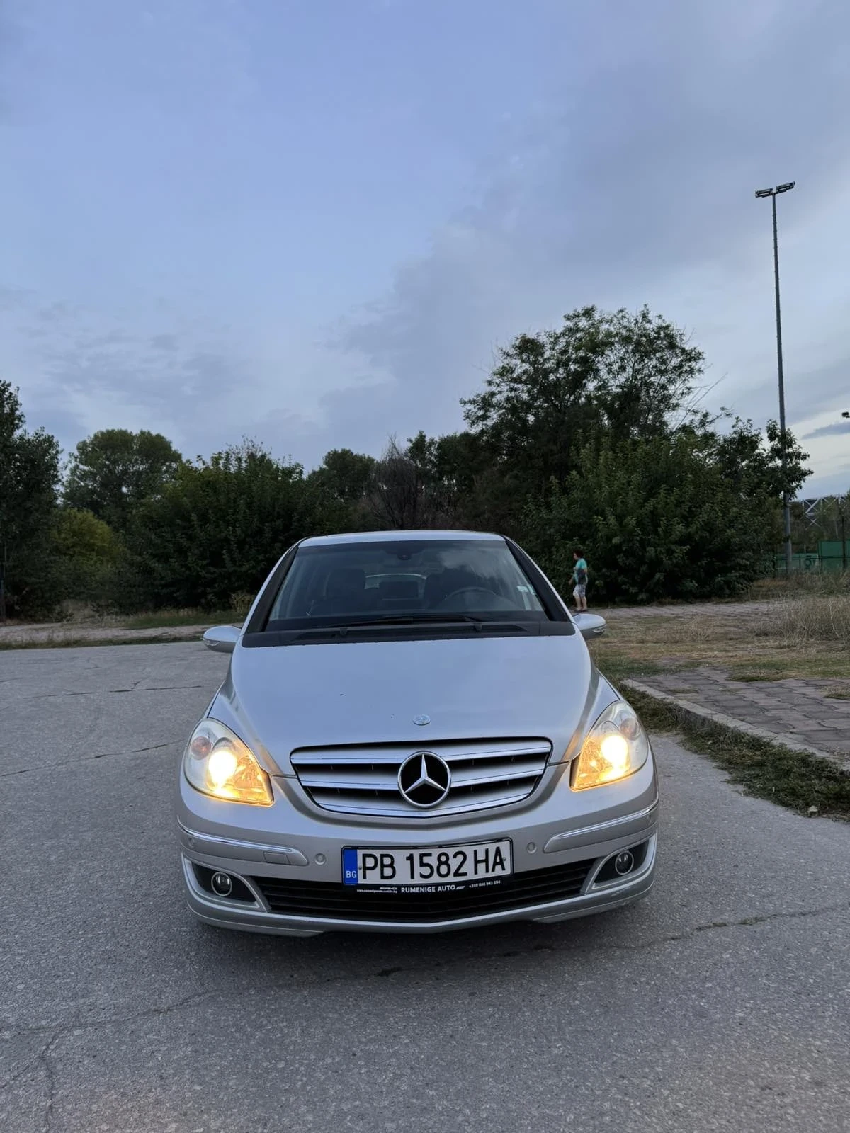 Mercedes-Benz B 200  - изображение 3