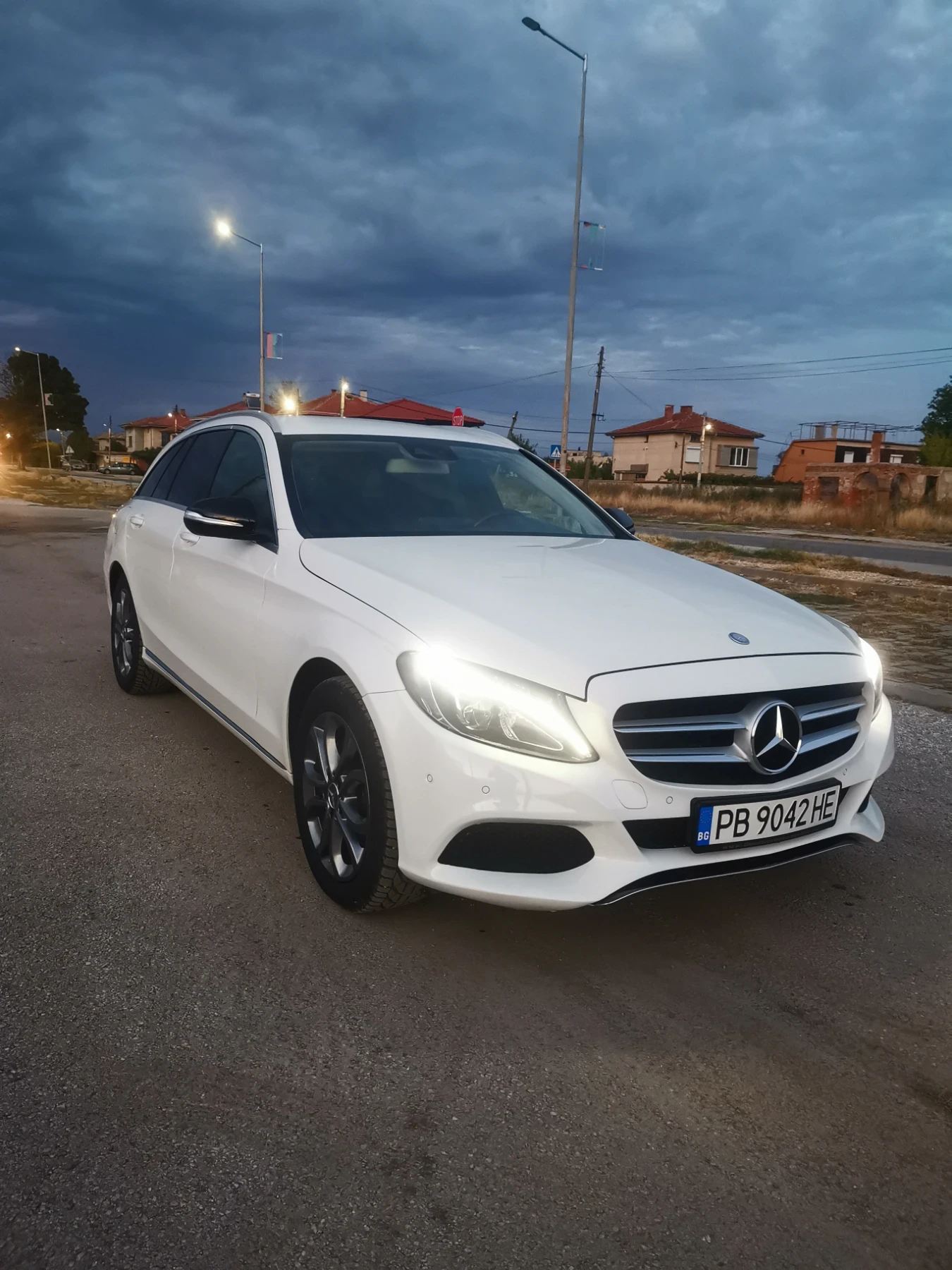 Mercedes-Benz C 220  - изображение 6