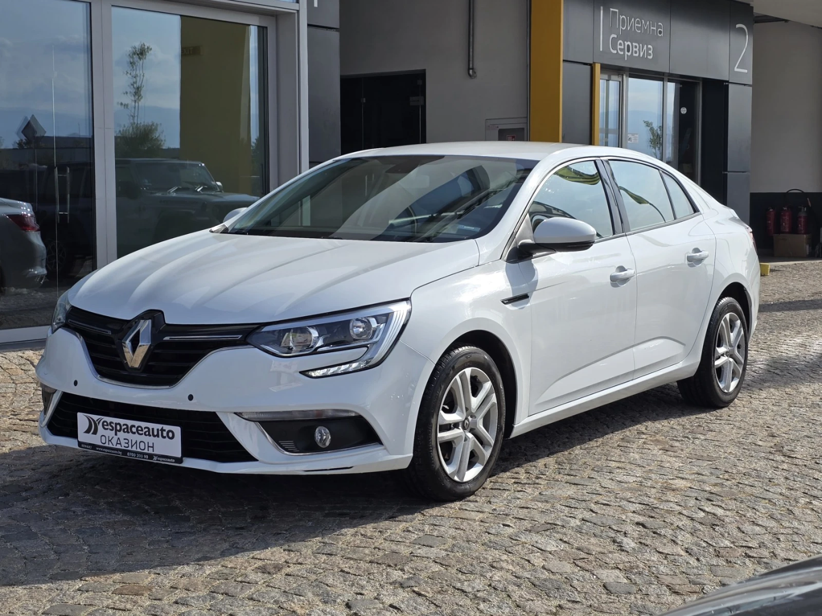 Renault Megane 1.3TCe 140 к.с./Life | Mobile.bg — изображение 1