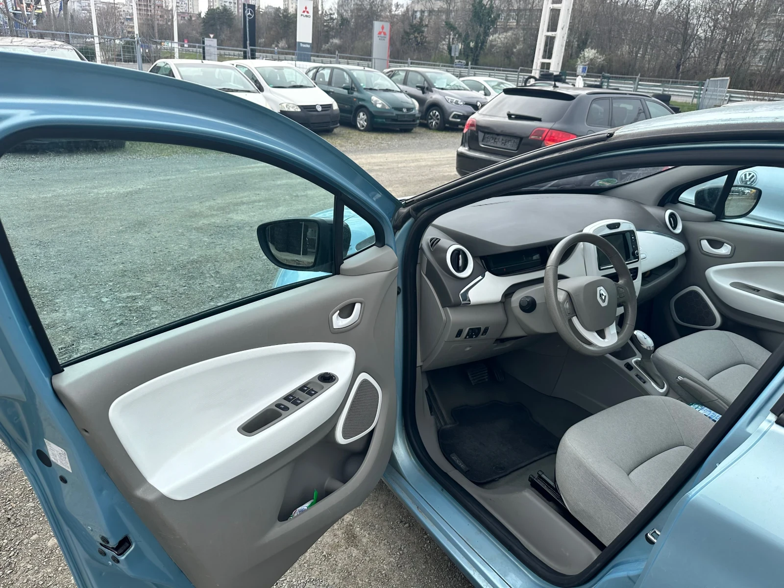 Renault Zoe 22kwh - изображение 8