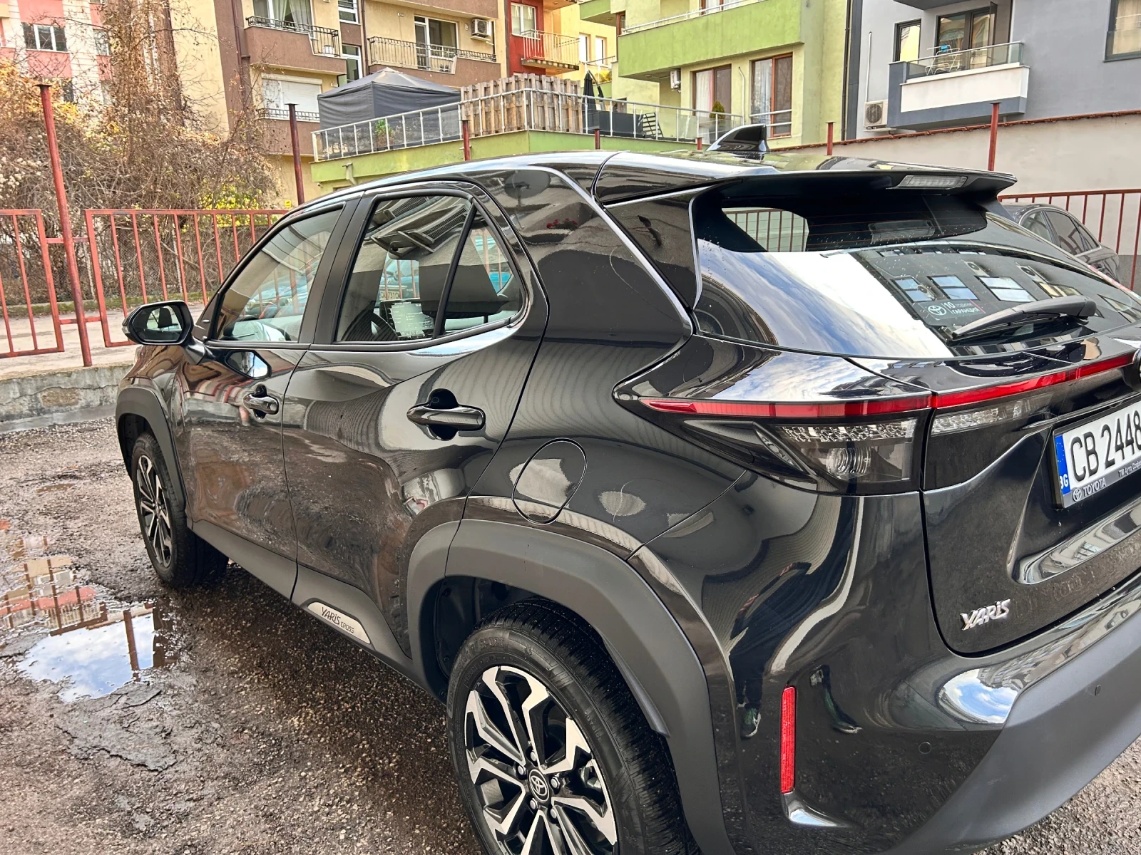 Toyota Yaris Cross (Chic) 1.5 (116 Hp) Hybrid E-Four ECVT | Mobile.bg   4