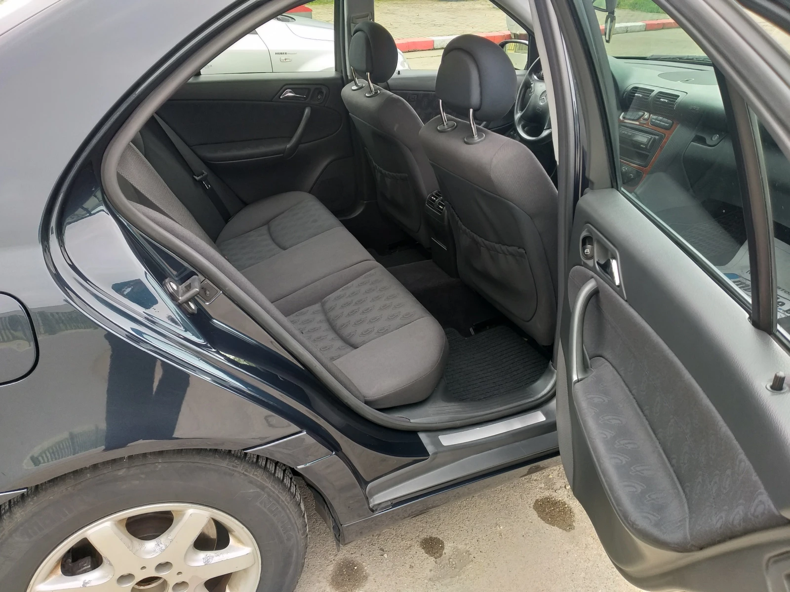 Mercedes-Benz C 220 2.2CDI Италия - изображение 10