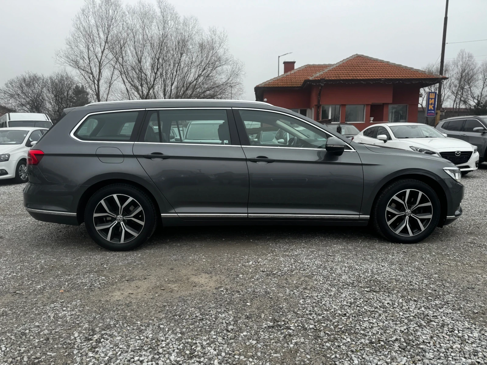VW Passat 2.0TDI HIGHLINE - изображение 8
