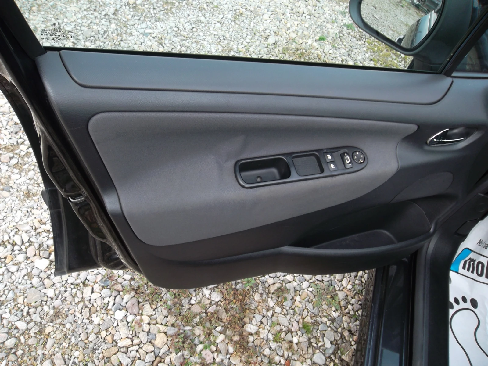 Peugeot 207 1.6 HDI-90 ks PANORAMA - изображение 5