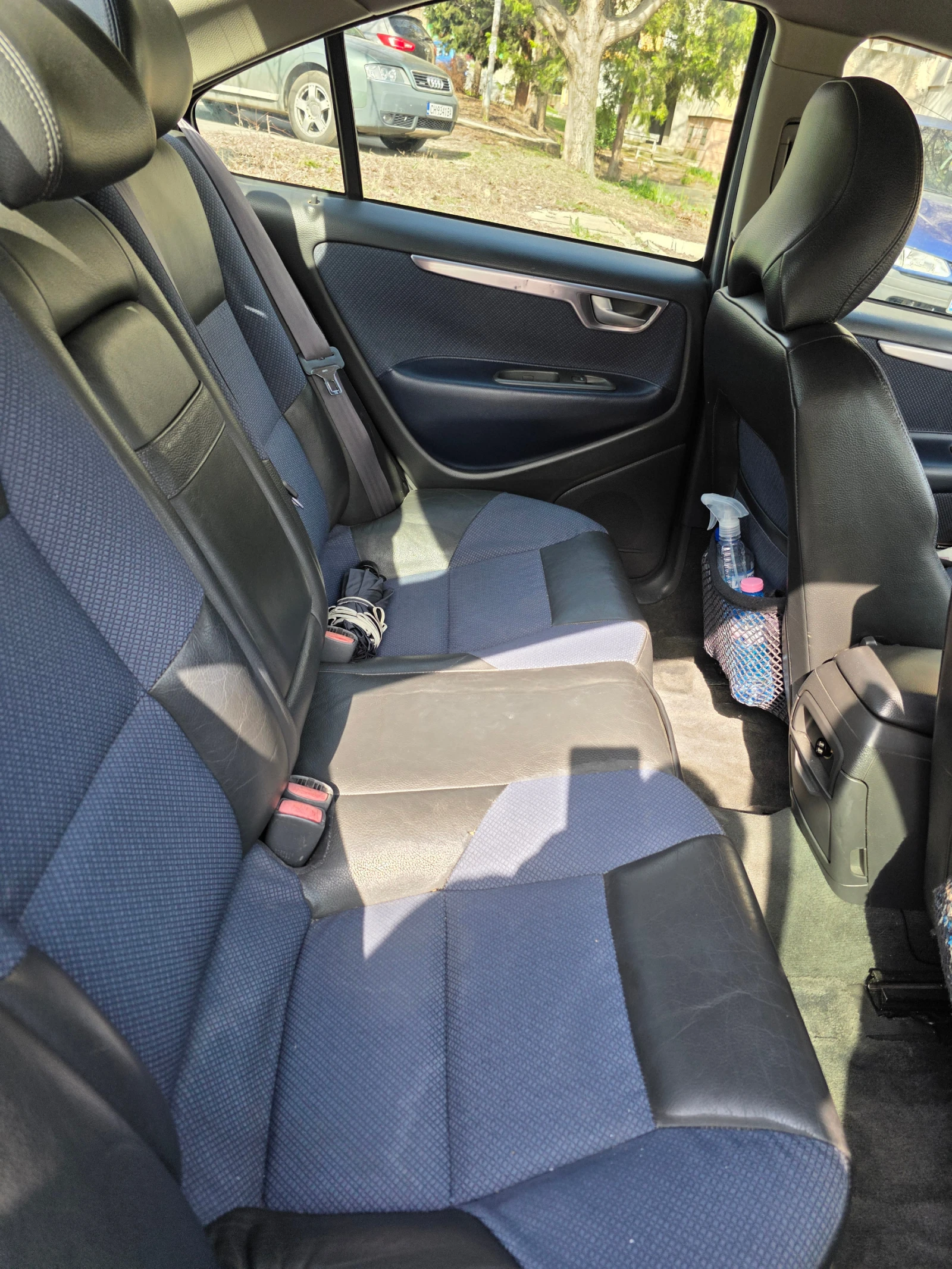 Volvo S60, снимка 11 - Автомобили и джипове - 53760697