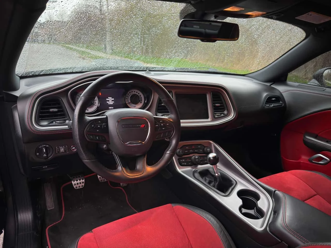 Dodge Challenger * R/T RWD * CARFAX * БЕЗ ПЪРВОНАЧАЛНА ВНОСКА, снимка 5 - Автомобили и джипове - 54460681