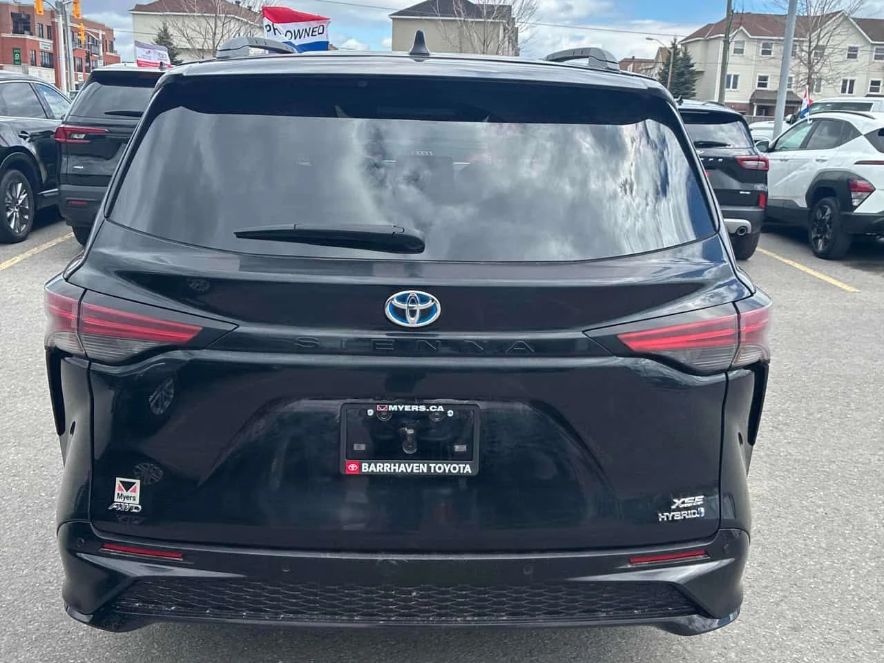 Toyota Sienna * AWD * PANO* KEYLESS* ПОДГРЕВ* , снимка 4 - Автомобили и джипове - 54477663