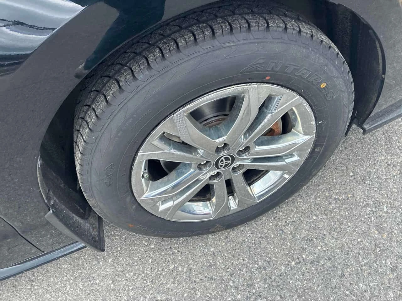 Toyota Sienna * AWD * PANO* KEYLESS* ПОДГРЕВ* , снимка 7 - Автомобили и джипове - 54477663