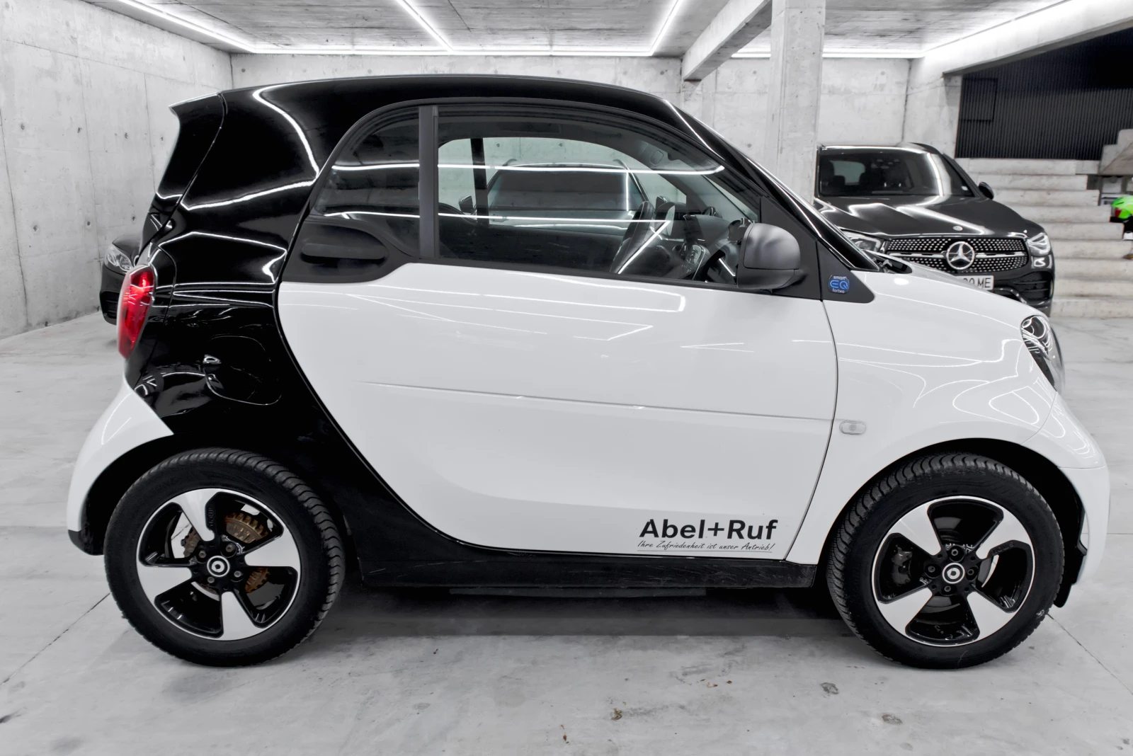 Smart Fortwo EV, снимка 7 - Автомобили и джипове - 54853095