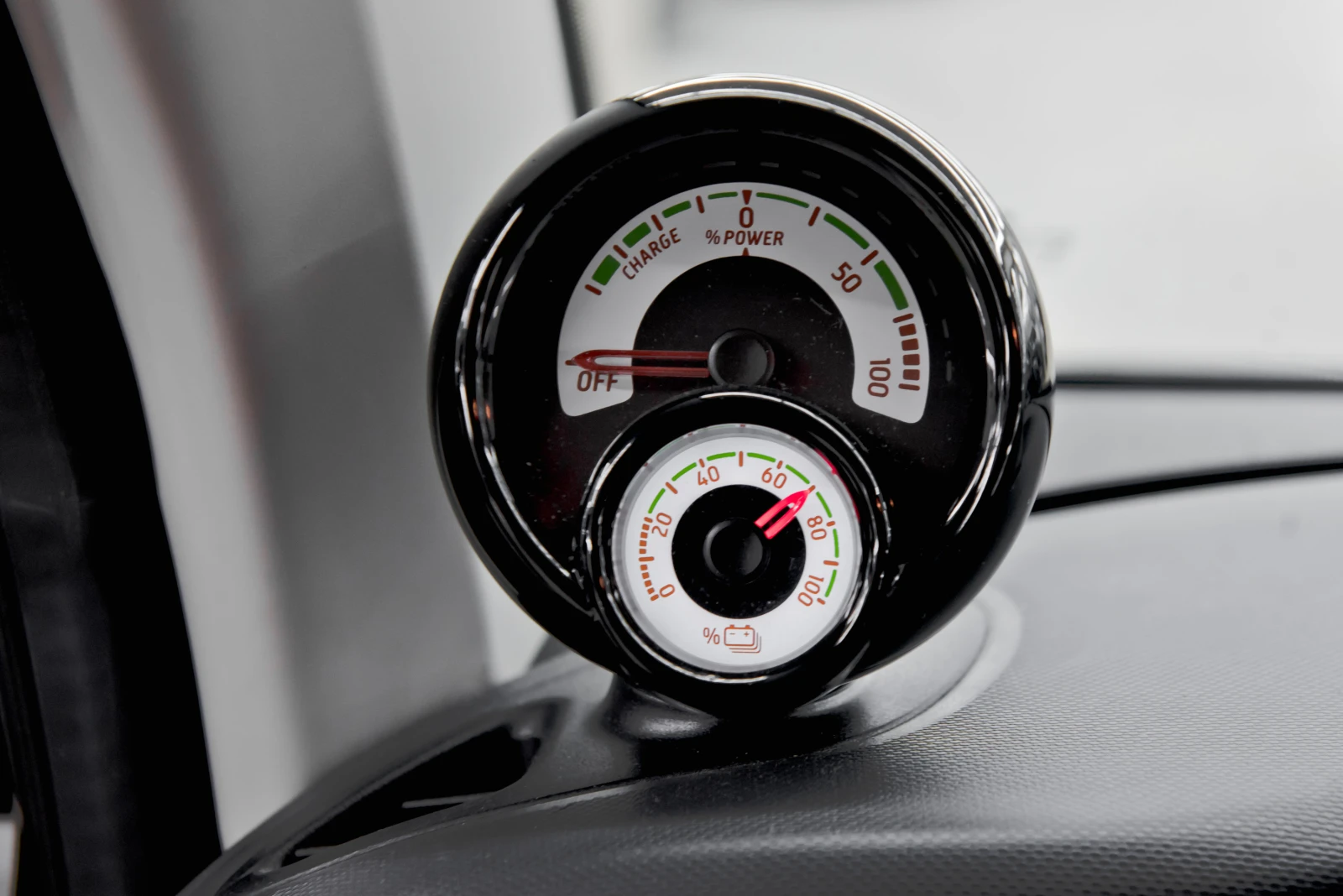 Smart Fortwo EV, снимка 15 - Автомобили и джипове - 54853095