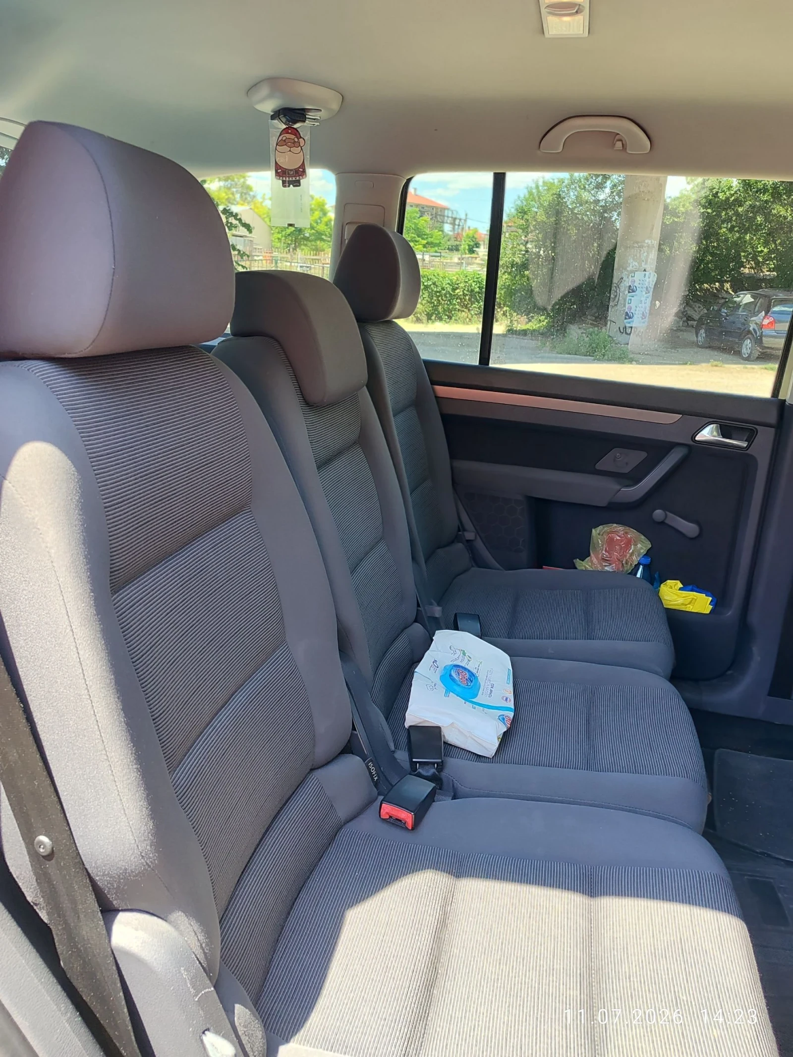 VW Touran TDI, снимка 4 - Автомобили и джипове - 55243636