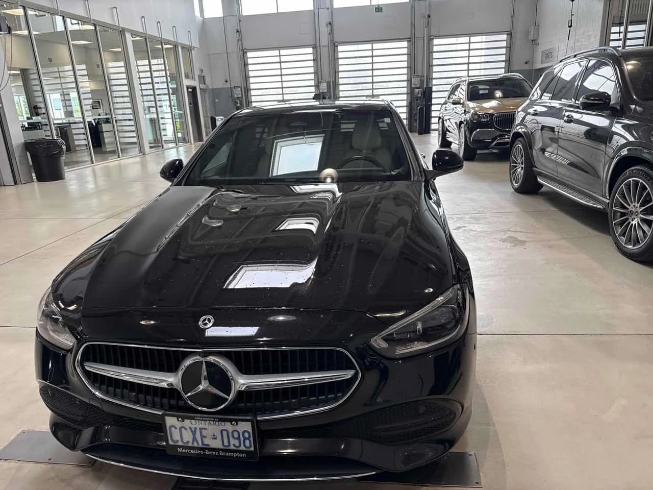 Mercedes-Benz C 300 /ДИСТРОНИК/360/HEAD UP / CARFAX / АВТОКРЕДИТ , снимка 6 - Автомобили и джипове - 55662885