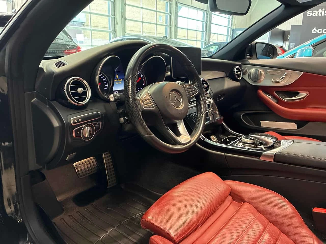 Mercedes-Benz C 300 CARFAX, снимка 5 - Автомобили и джипове - 55749455