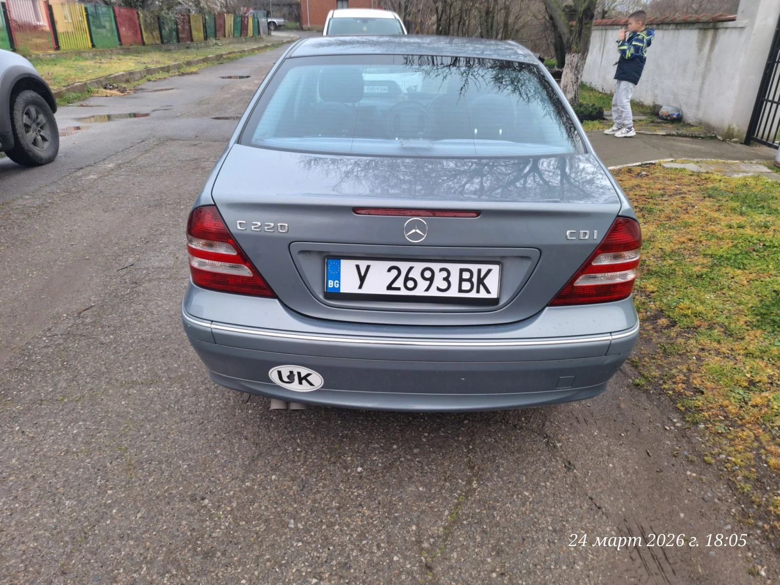 Mercedes-Benz C 220 2.2, снимка 4 - Автомобили и джипове - 55896874