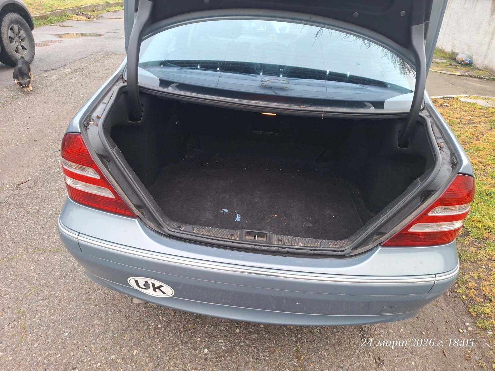 Mercedes-Benz C 220 2.2, снимка 5 - Автомобили и джипове - 55896874