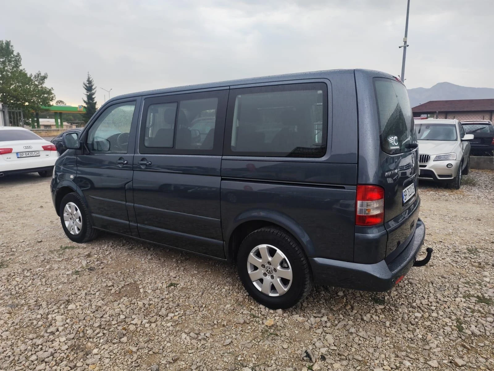 VW Multivan 2.5 131 ks., снимка 4 - Автомобили и джипове - 55905411