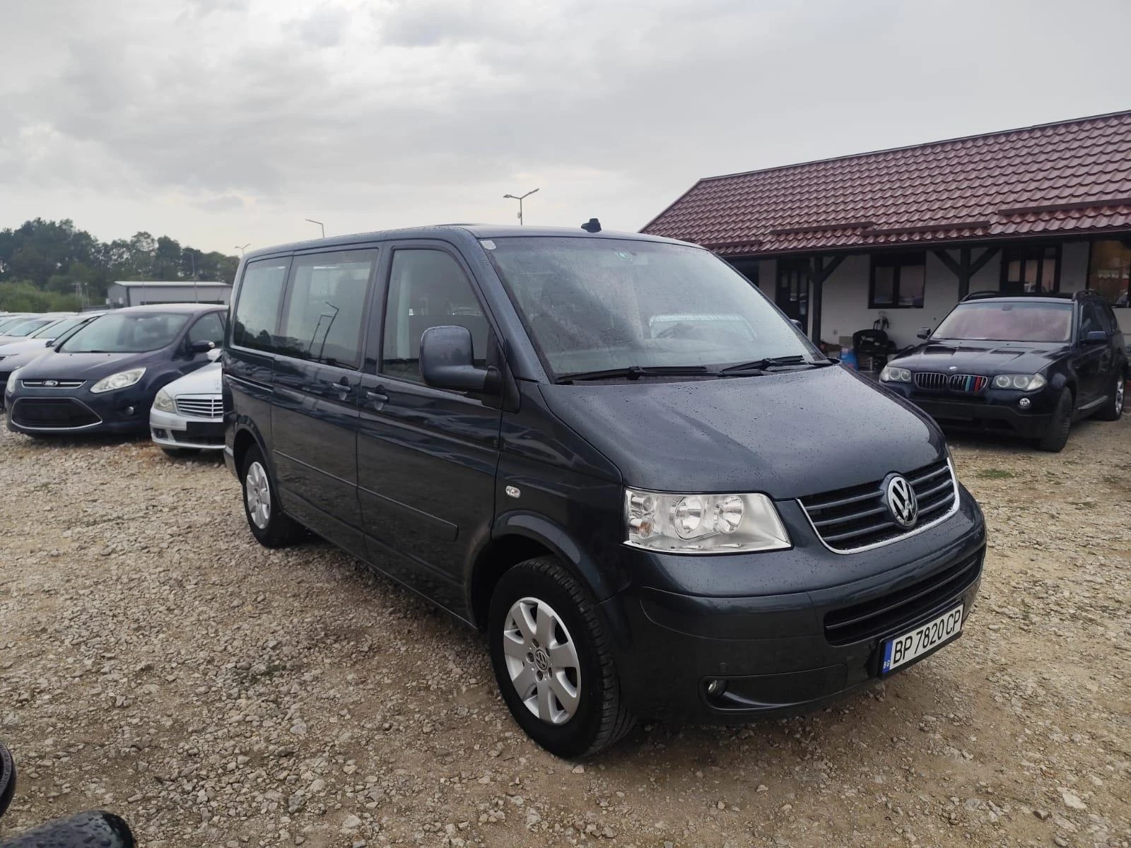 VW Multivan 2.5 131 ks.