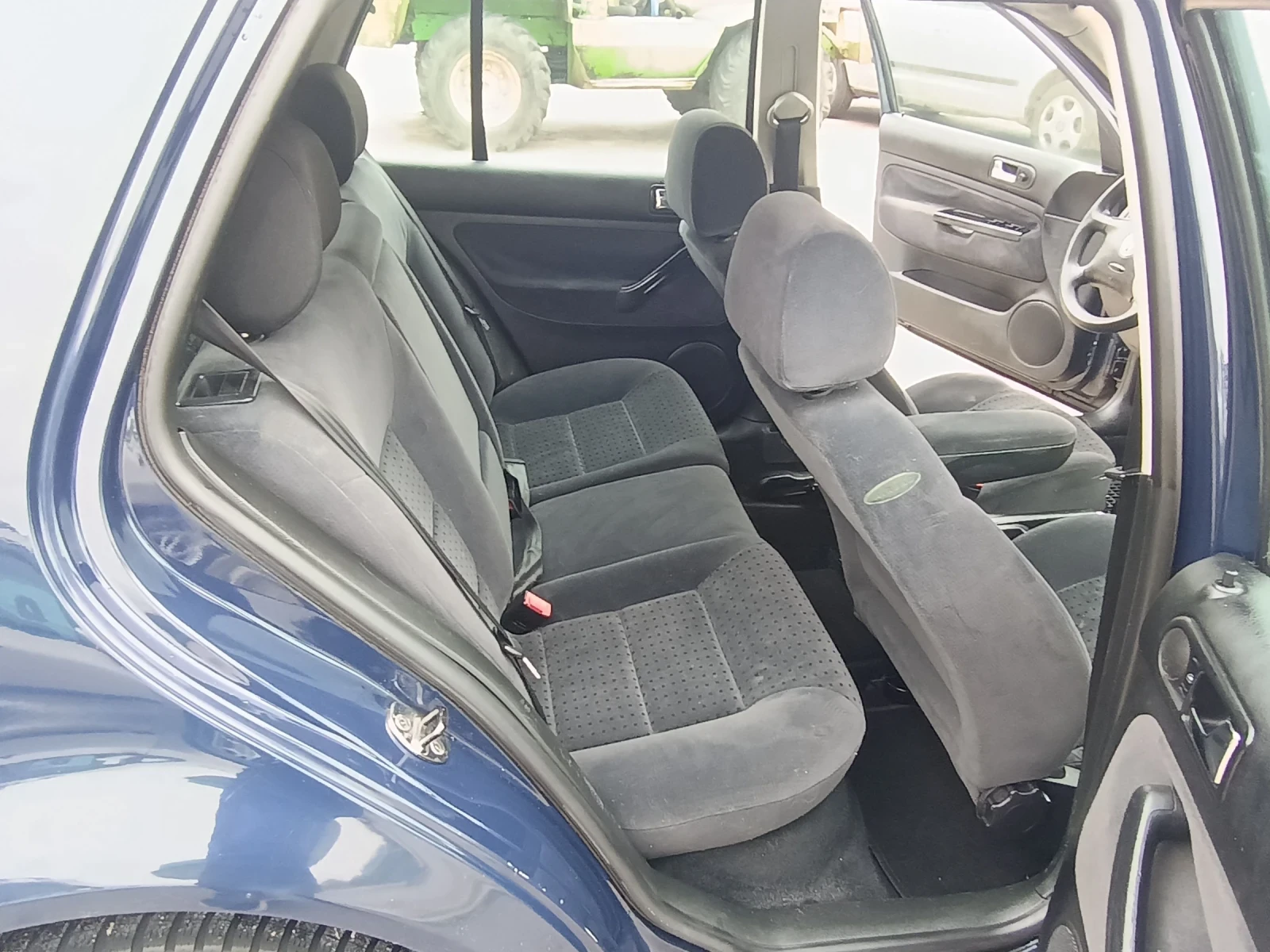 VW Golf 1.9 TDI 90 k.s, снимка 12 - Автомобили и джипове - 56354026