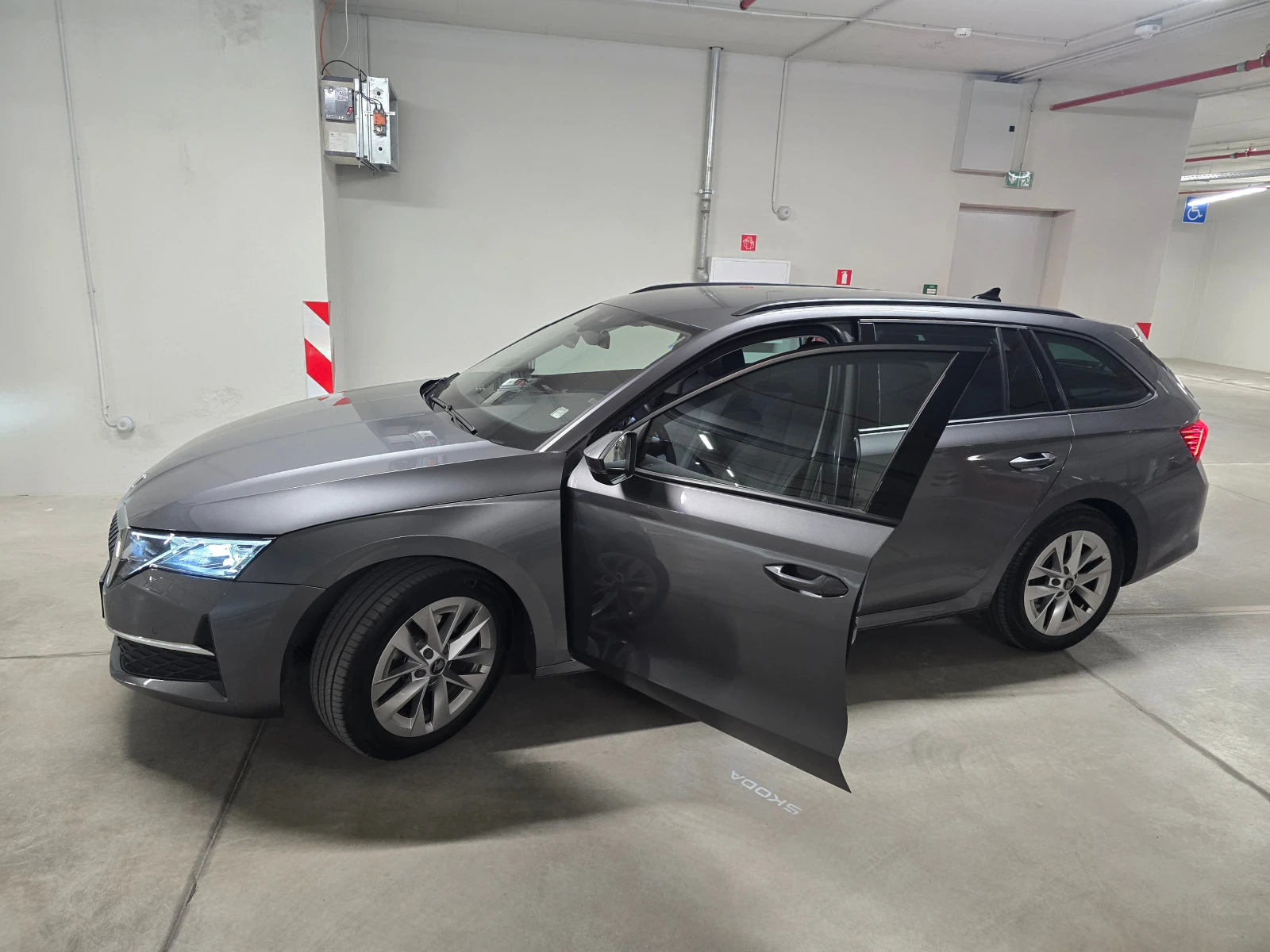 Skoda Octavia 4 FL Edition 1.5-mHEV | Mobile.bg � ����������� 8