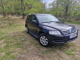     VW Touareg        