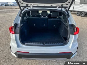BMW X1 XDRIVE * CAMERA * . * NAVI * CARPLAY * PANO  | Mobile.bg    6