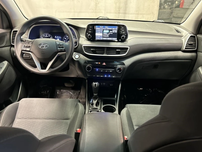 Hyundai Tucson, снимка 9 - Автомобили и джипове - 47437340