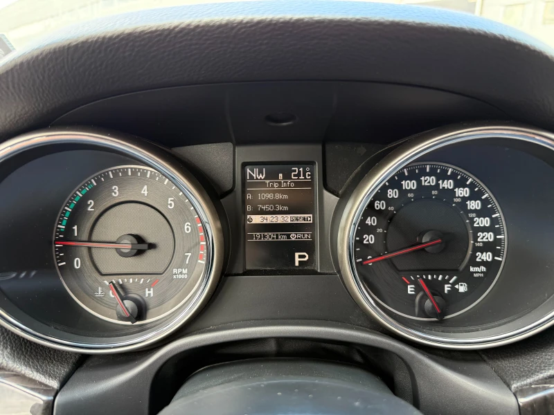 Jeep Grand cherokee 5.7i 352 к.с. Газ/бензин, снимка 14 - Автомобили и джипове - 51917548