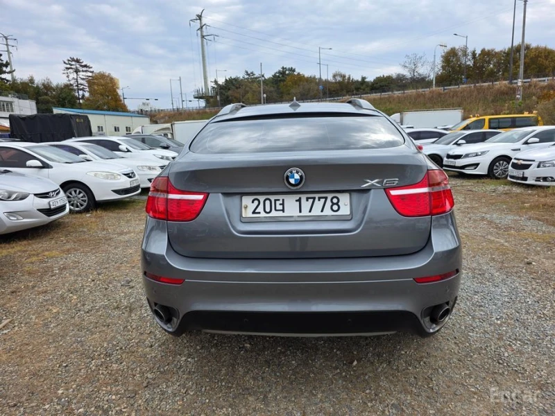 BMW X6, снимка 4 - Автомобили и джипове - 53292464